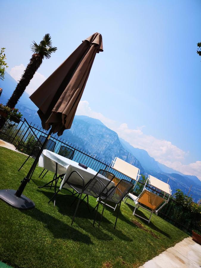 Casa Consolati Brenzone sul Garda Exterior photo